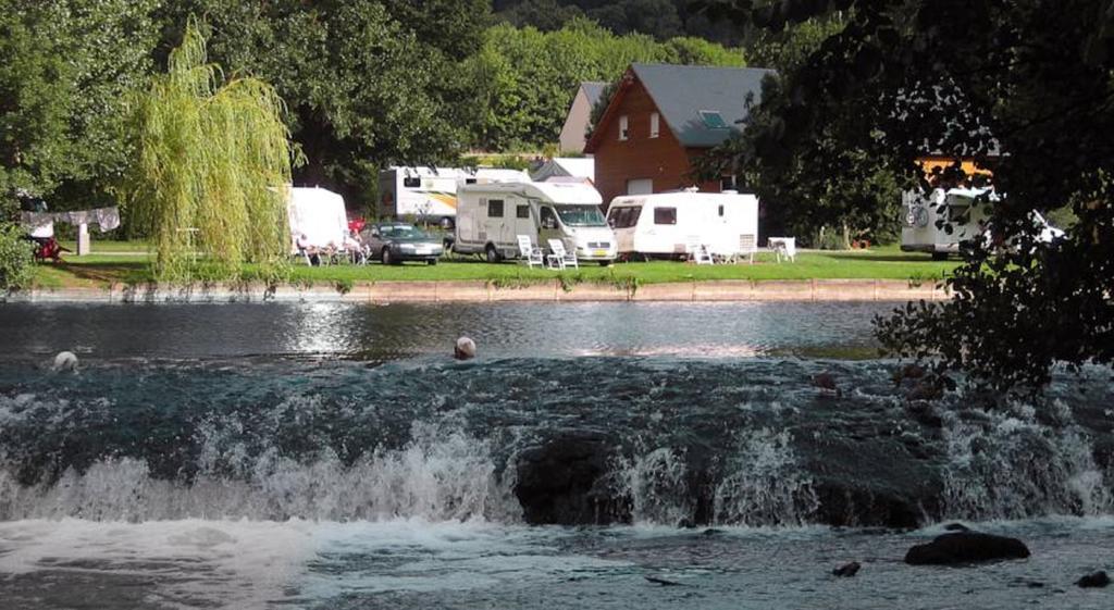 Camping Des Rochers Des Parcs Clécy Eksteriør bilde